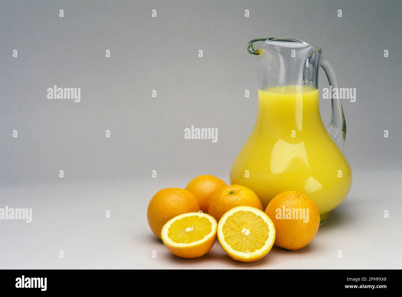 Small glass orange juice hi-res stock photography and images - Alamy