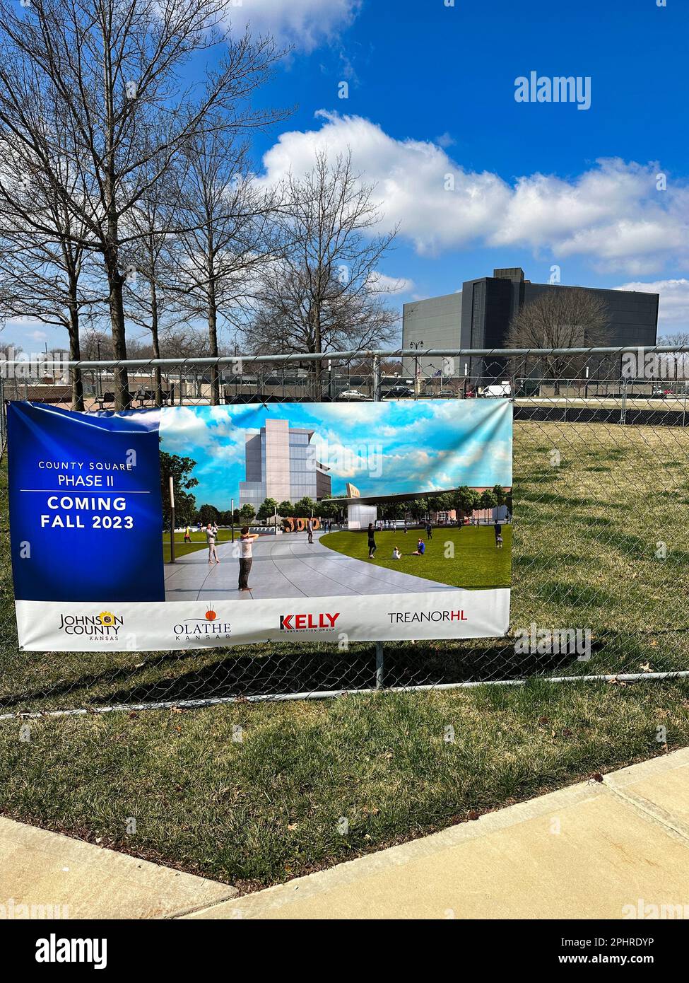 Olathe, Kansas - March 28, 2023 - The Johnson County Kansas square park is beginning the second phase of construction soon. The area is already fenced Stock Photo