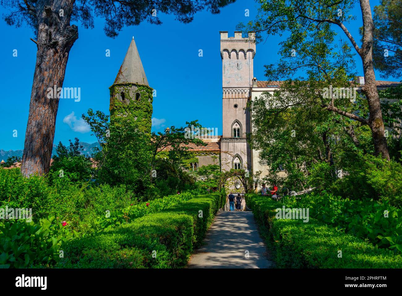 Villa Cimbrone in the Italian town Ravello Stock Photo - Alamy