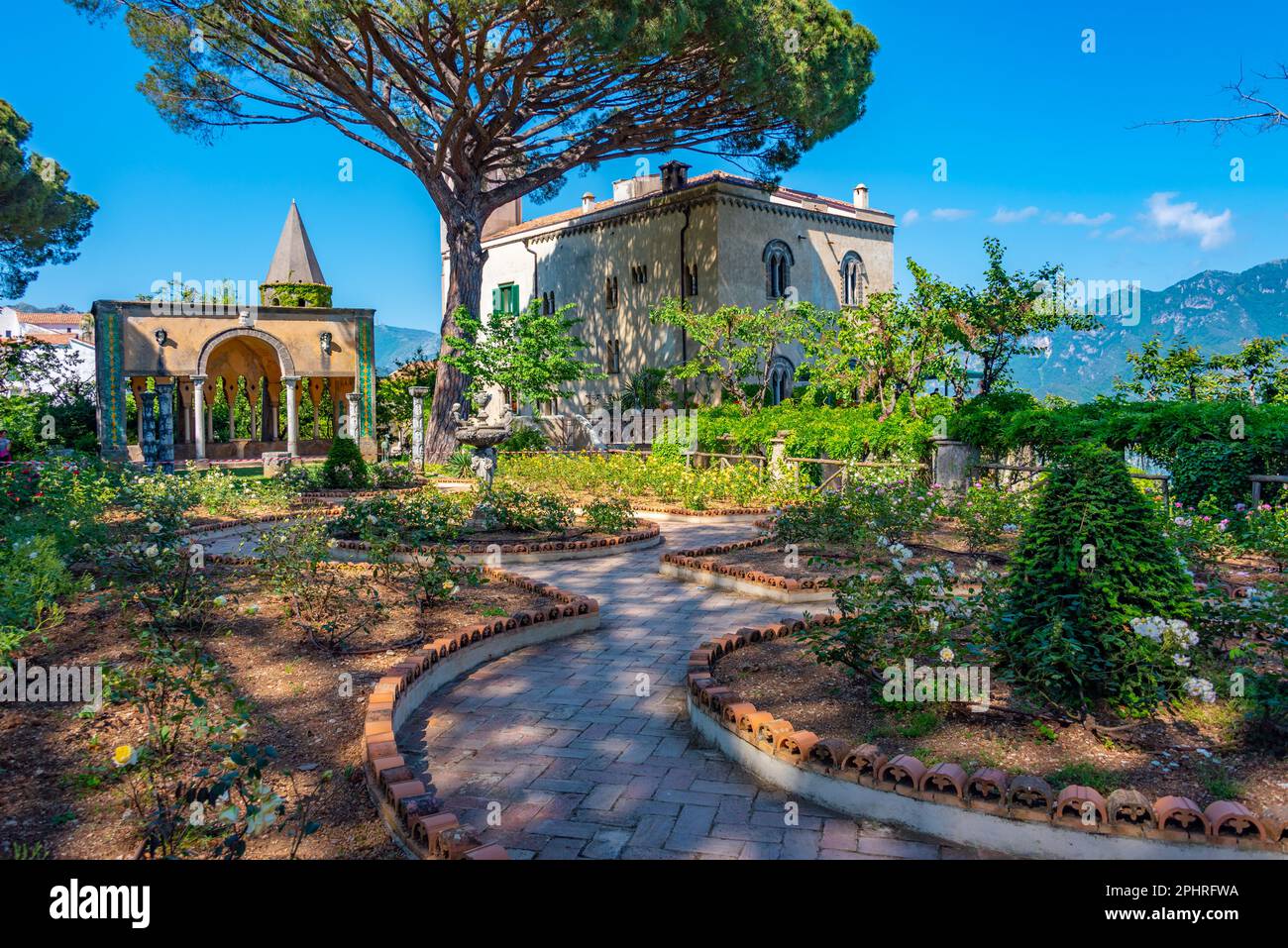 Villa Cimbrone in the Italian town Ravello Stock Photo - Alamy