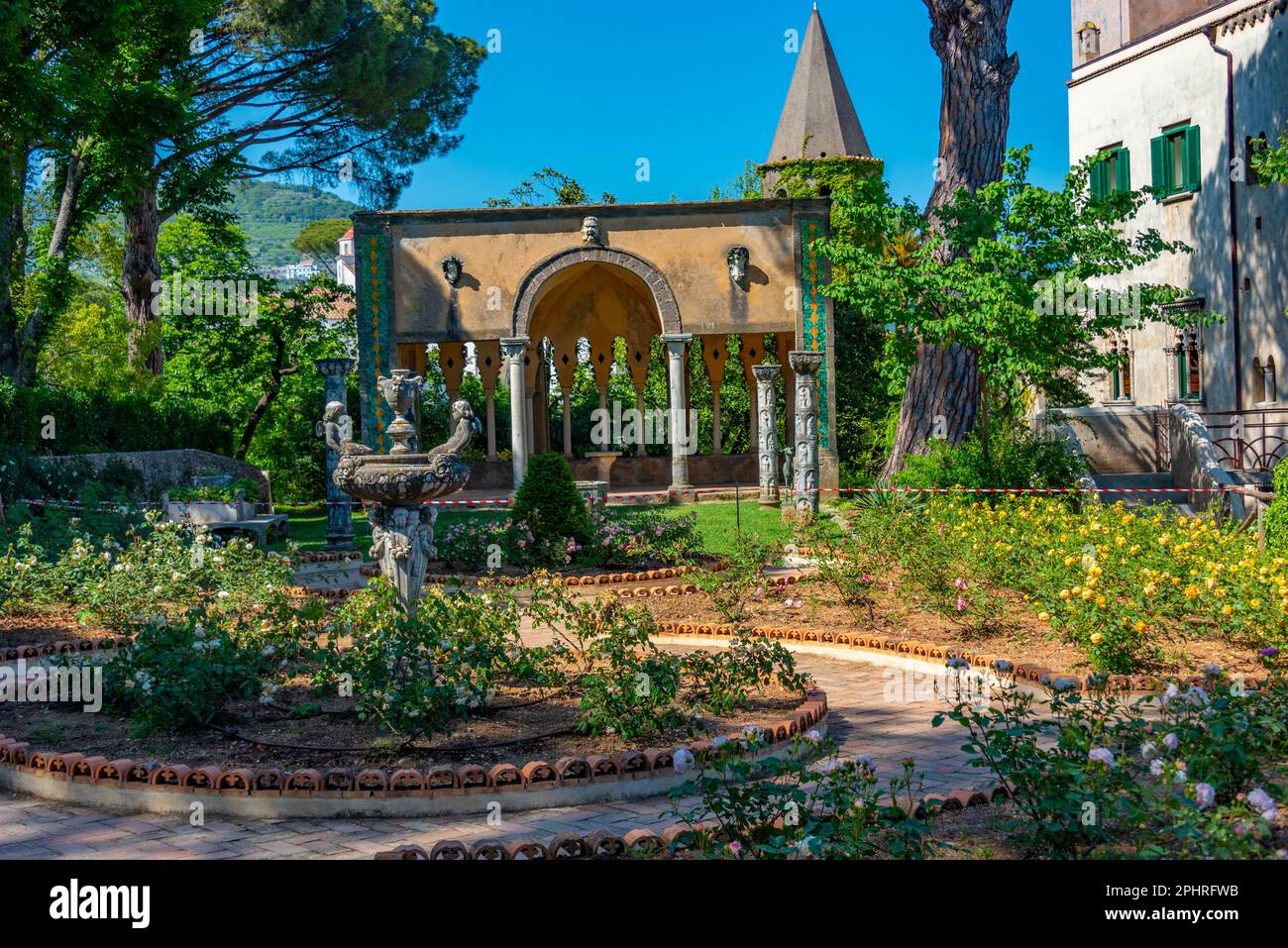 Villa Cimbrone in the Italian town Ravello Stock Photo - Alamy