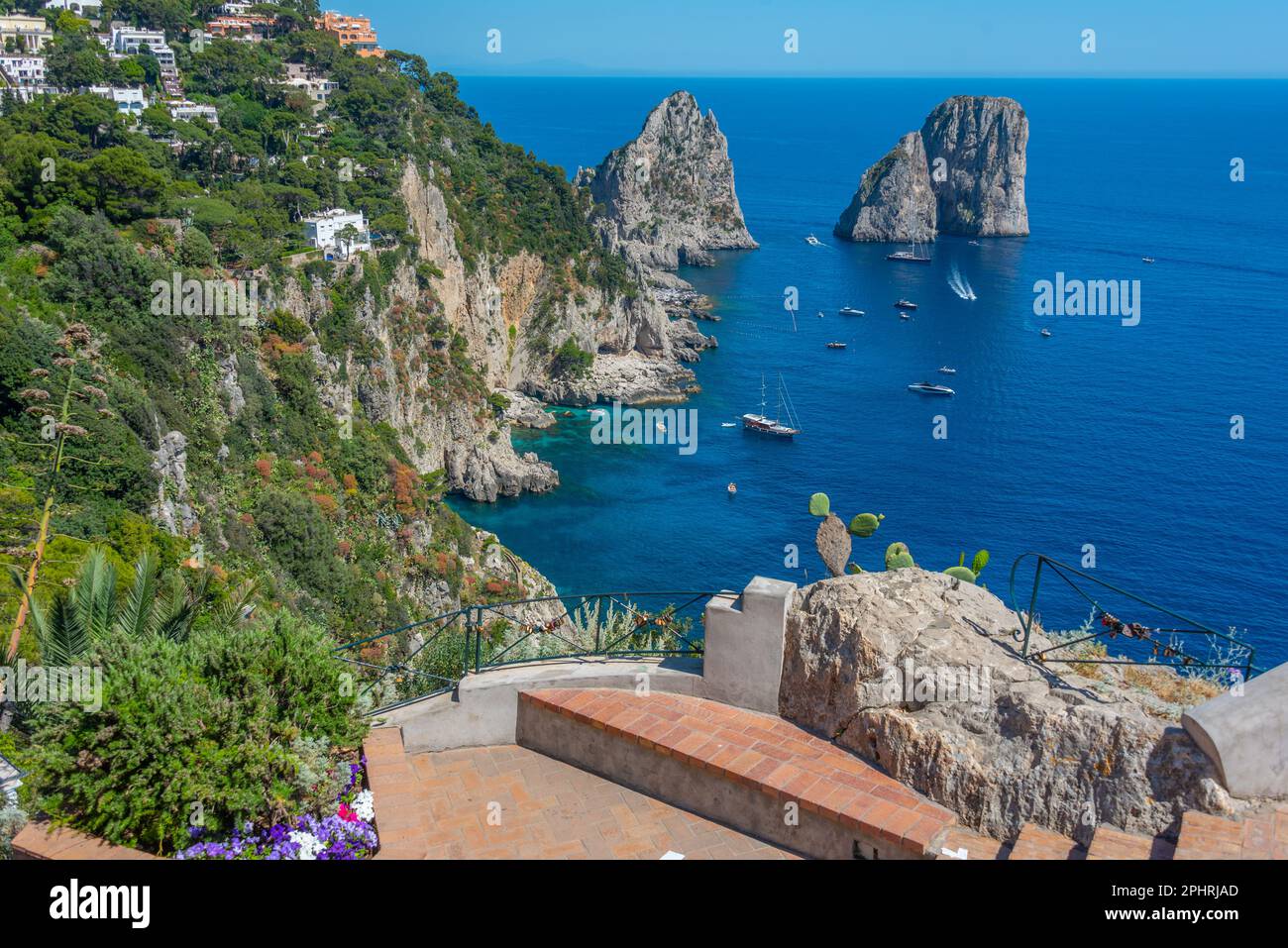 Fraglioni Rocks Faraglioni rocks viewed from Giardini di Augusto gardens at Italian ...