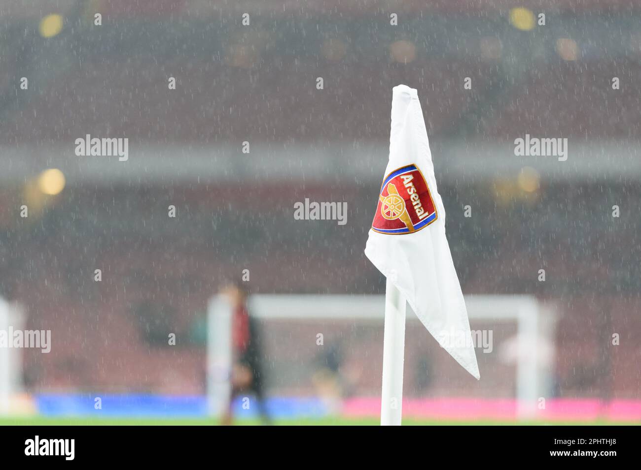 Corner flag with Arsenal crest in the rain before the UEFA Womens Champions League quarter final match between Arsenal FC and FC Bayern Munich at Emirates Stadium in London, England. (Sven Beyrich/SPP) Credit: SPP Sport Press Photo. /Alamy Live News Stock Photo