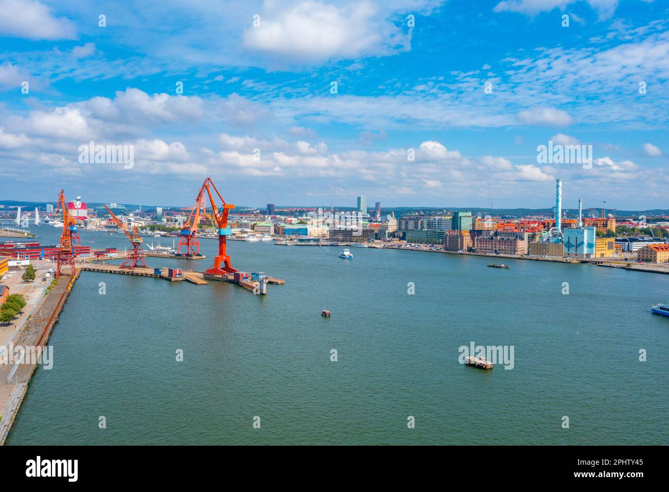 Port Gothenburg Loading Cranes Hi res Stock Photography And Images Alamy port-gothenburg-loading-cranes-hi-res-stock-photography-and-images-alamy