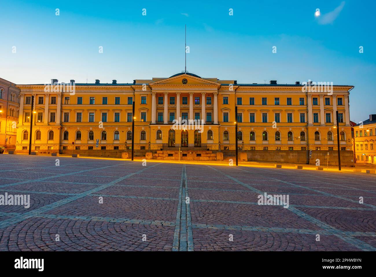 Valtioneuvoston Linna Helsinki Hi res Stock Photography And Images Alamy valtioneuvoston-linna-helsinki-hi-res-stock-photography-and-images-alamy