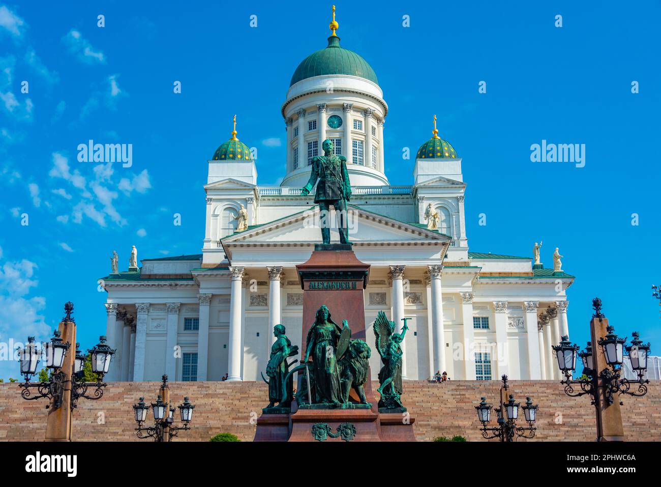 Cathedral And Statue Of Alexander II In Senaatintori Senate Square In cathedral-and-statue-of-alexander-ii-in-senaatintori-senate-square-in