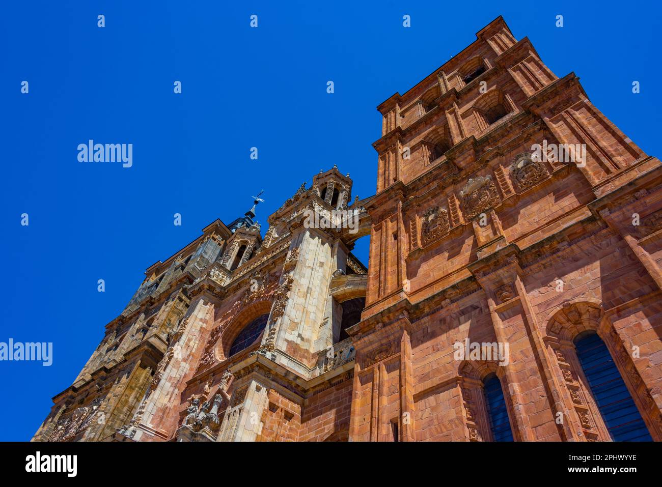Cathedral of saint mary of astorga hi-res stock photography and images ...