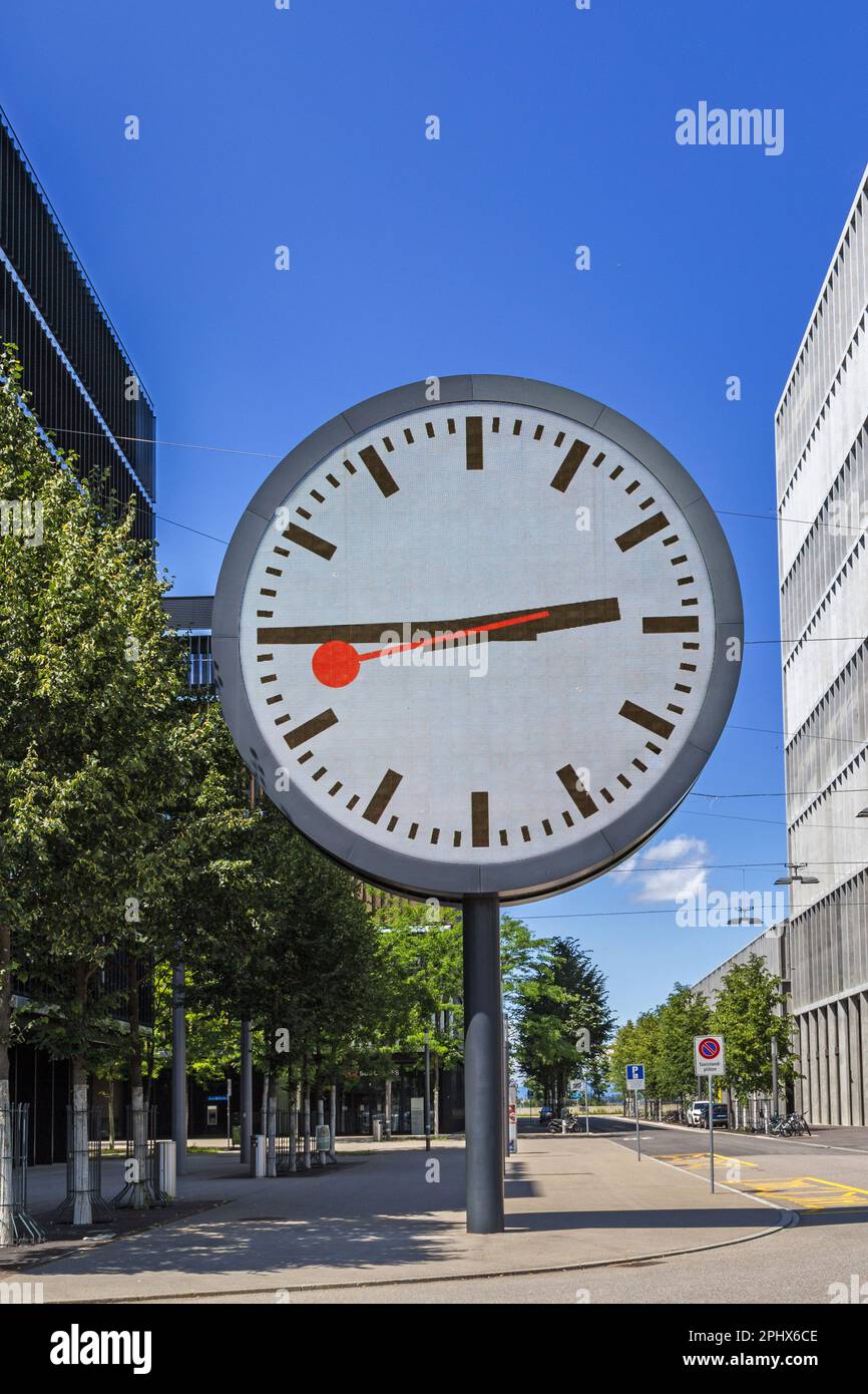 Wankdorf Switzerland July 10. 2021 The huge digital clock at the headquarter of the Swiss state run railway company SBB or CFF or FFS. symbolize Stock Photo Alamy
