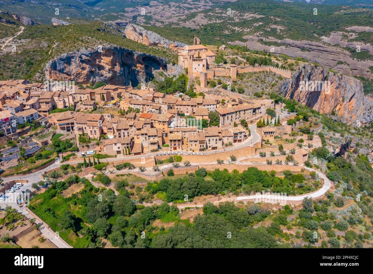 Alquezar historic village in huesca hi-res stock photography and images ...