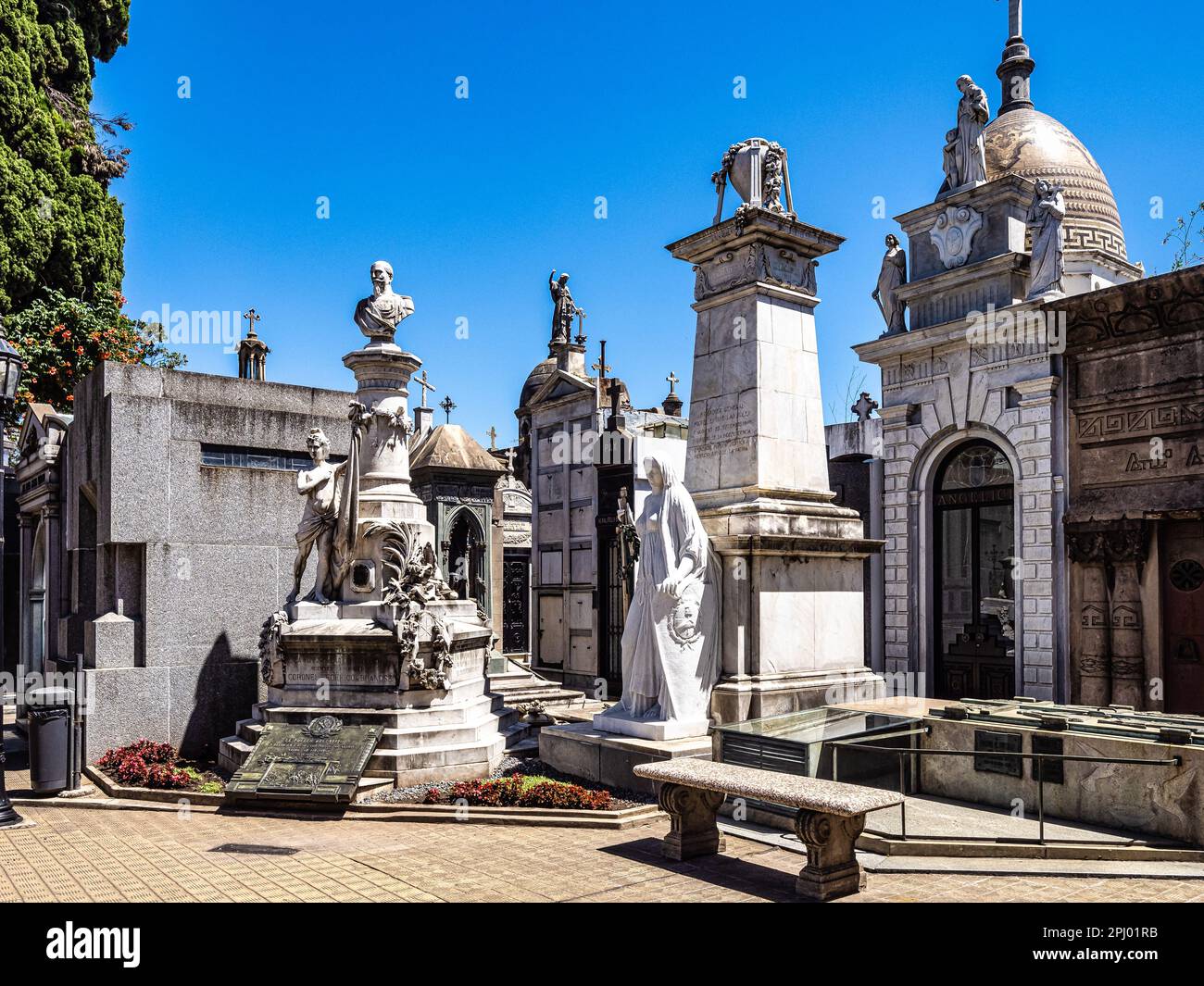 La Recoleta Cemetery, Cementerio de la Recoleta, a cemetery located in ...