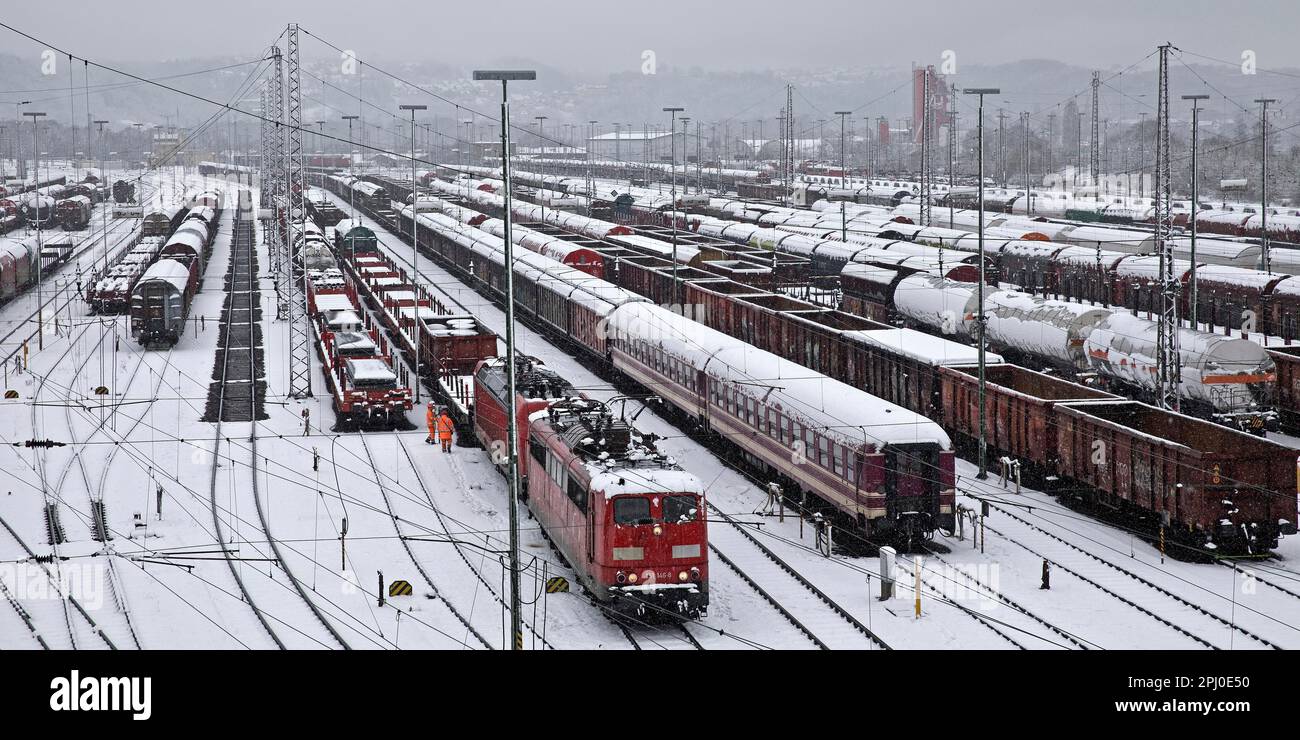 Train formation plant in the Vorhalle district in winter, marshalling yard, goods trains, Hagen, Ruhr area, North Rhine-Westphalia, Germany Stock Photo