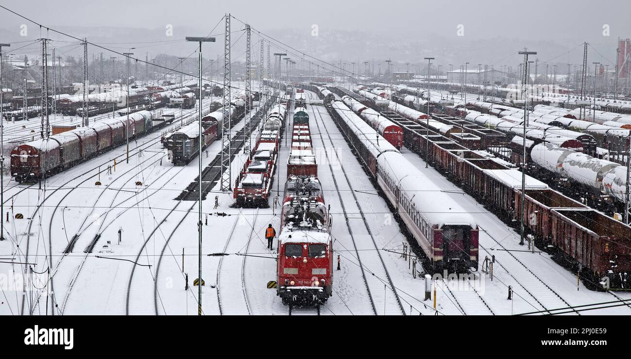 Train formation plant in the Vorhalle district in winter, marshalling yard, goods trains, Hagen, Ruhr area, North Rhine-Westphalia, Germany Stock Photo