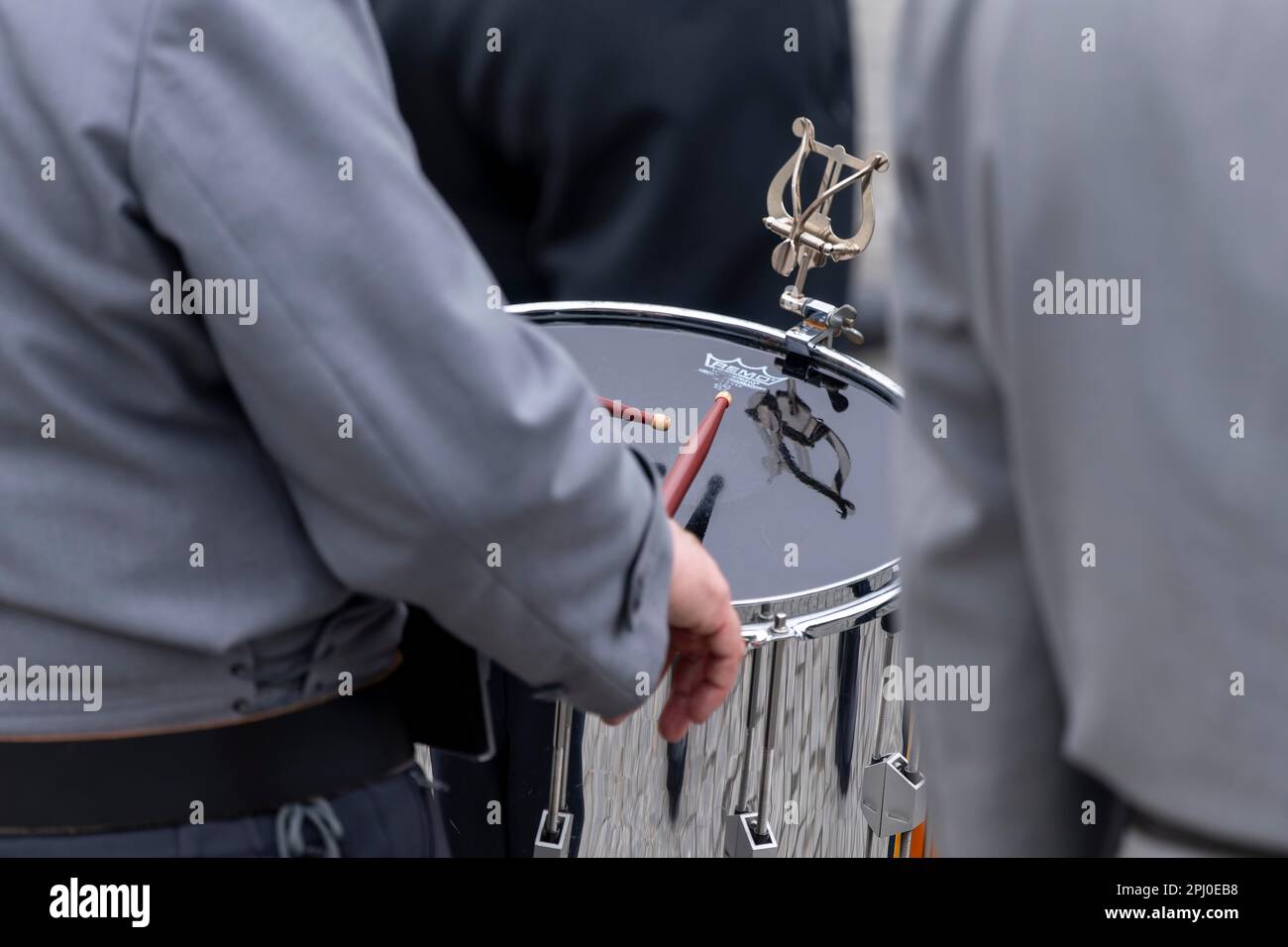 A soldier of the Gebirgsmusikkorpss from GarmischPartenkirchen plays