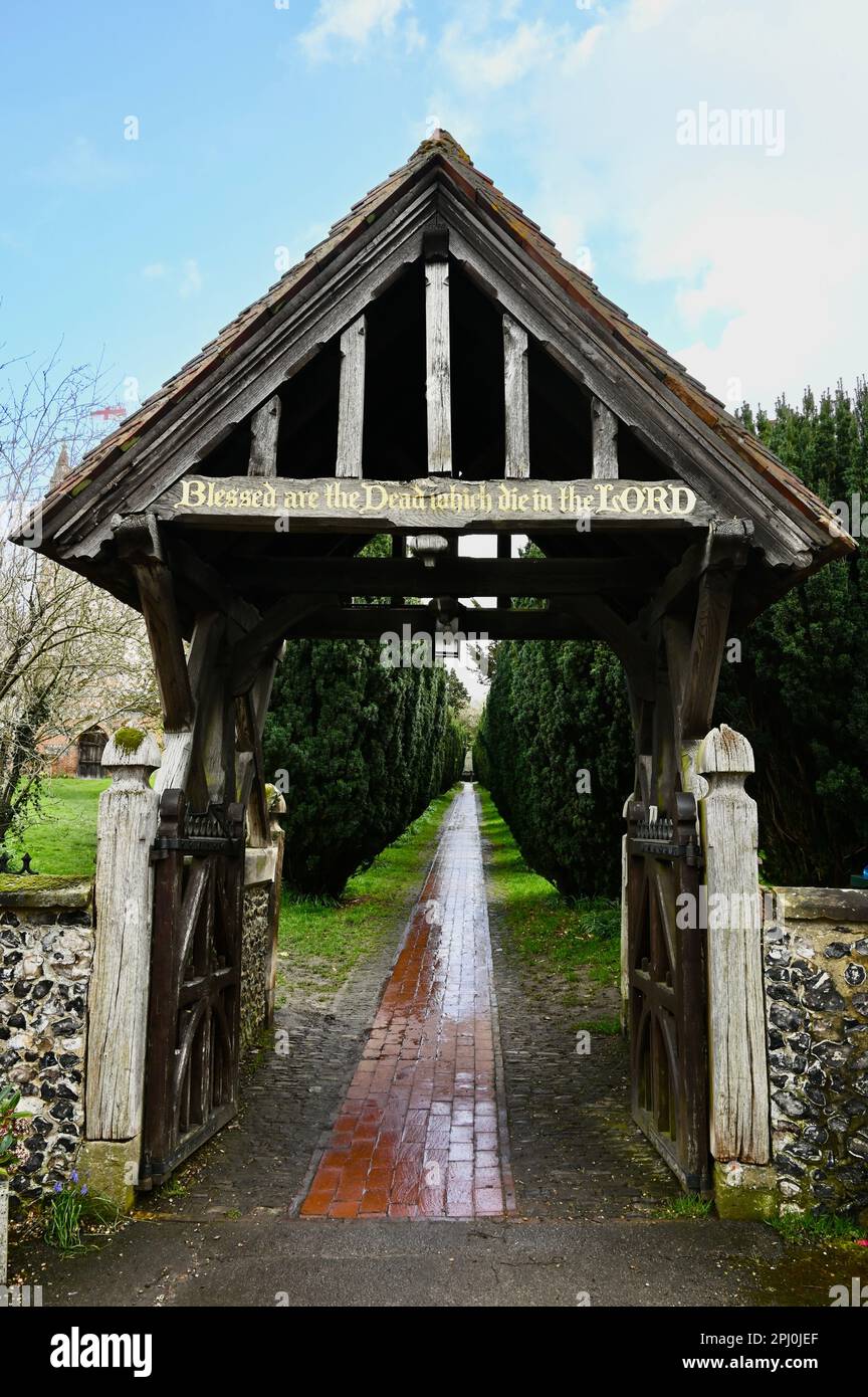 Lychgate to the Church of St Peter & St Paul with the inscription 'Blessed are the dead which die in the Lord', Shoreham, Nr Sevenoaks, Kent, UK Stock Photo