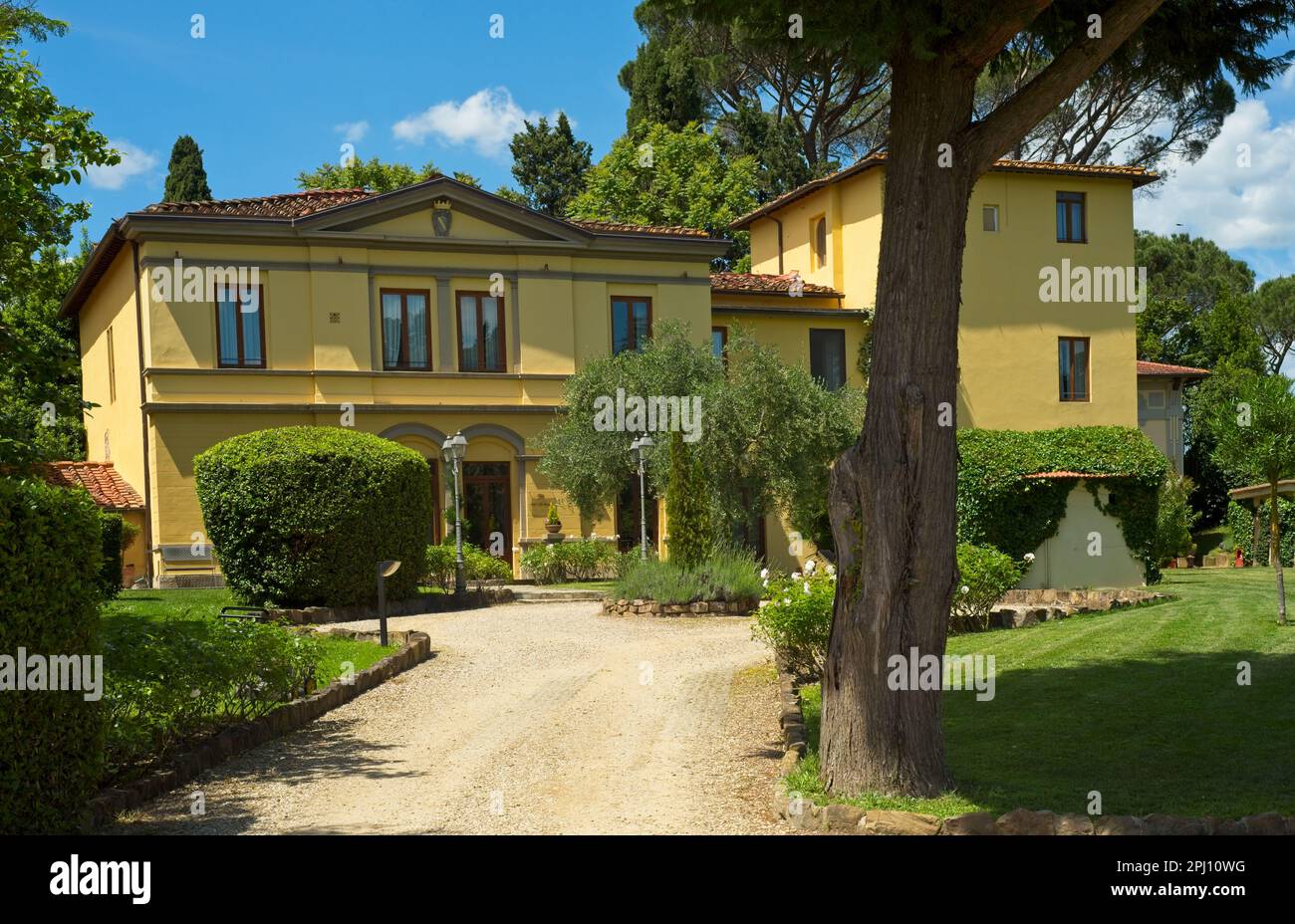 come arrivare a villa betania con i mezzi pubblici