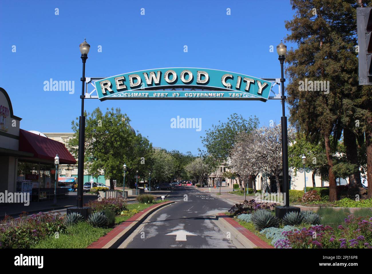 Tsunami alert today near redwood city ca