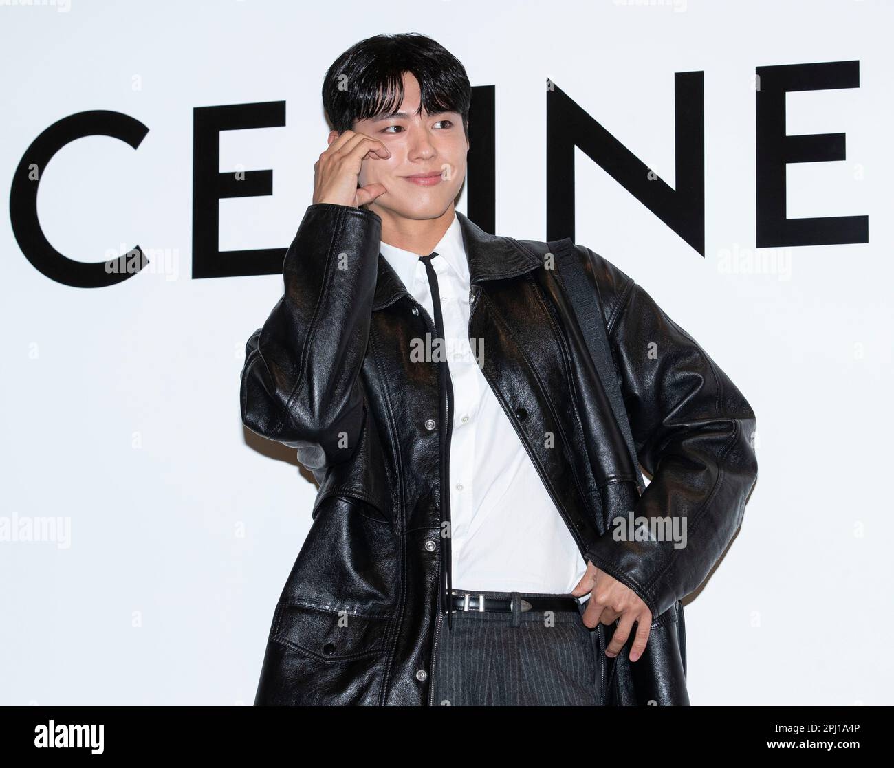 Park Seo-joon is another cool guy in rich lady Chanel jackets