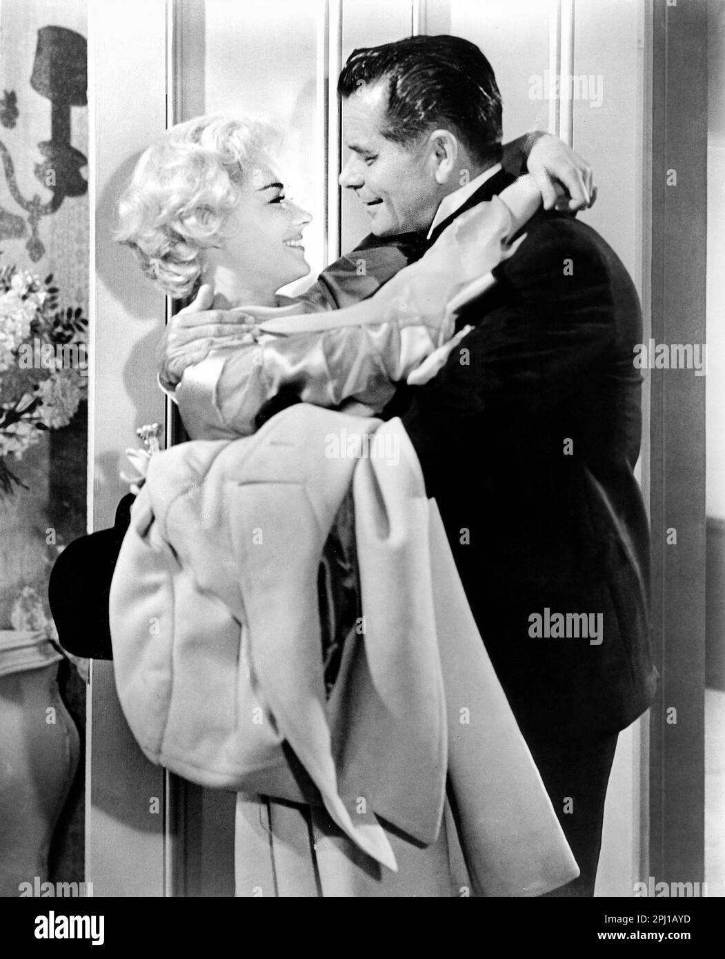 Hope lange glenn ford pocketful Black and White Stock Photos & Images