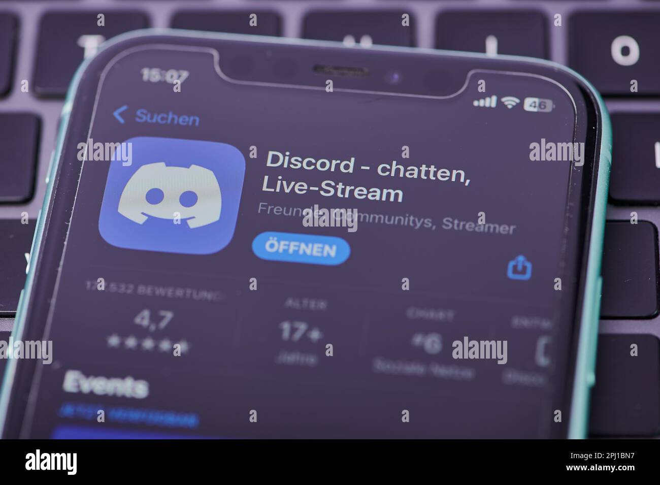 discord app logo on a smartphone screen Stock Photo - Alamy