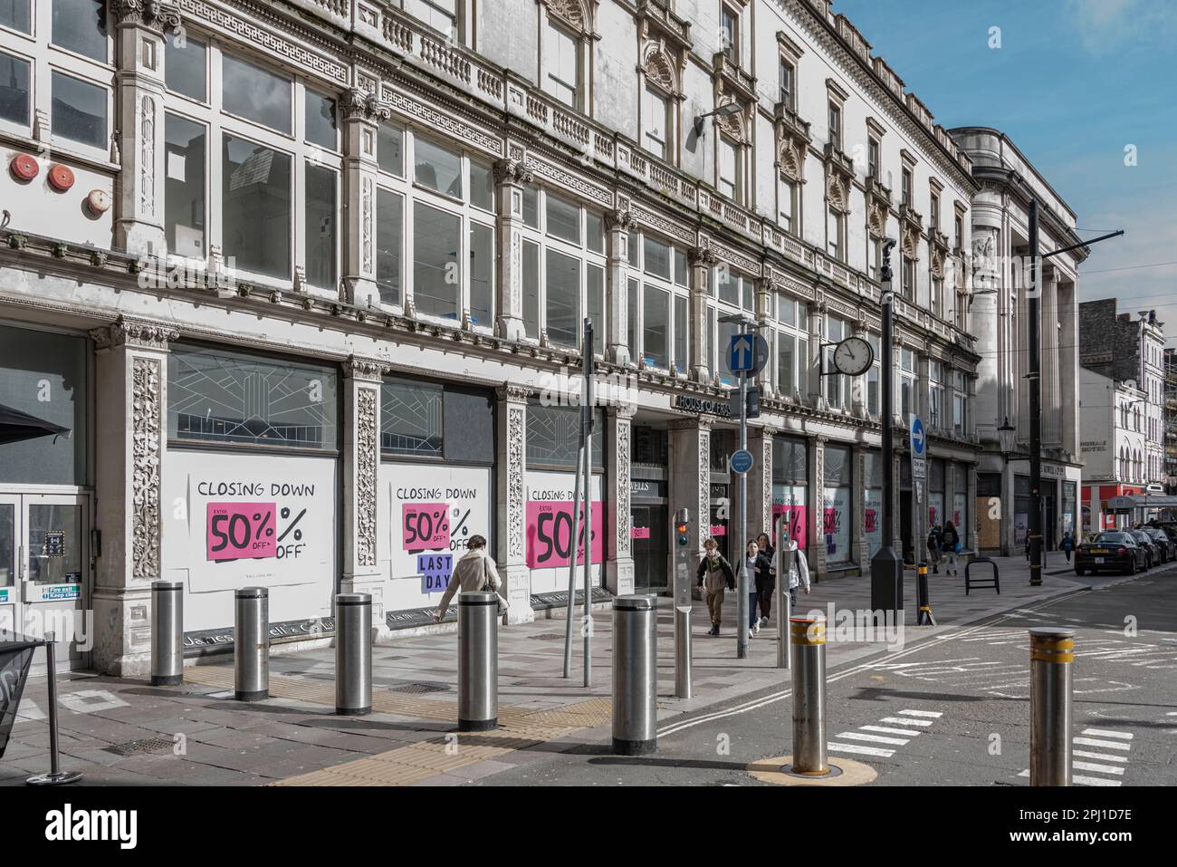Shop sale cardiff city centre hi-res stock photography and images - Alamy