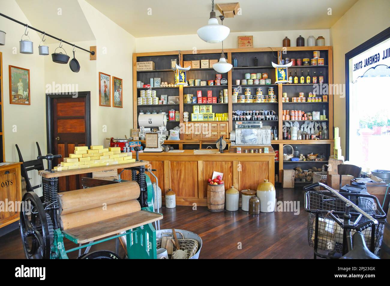 Vintage general store interior hires stock photography and images Alamy