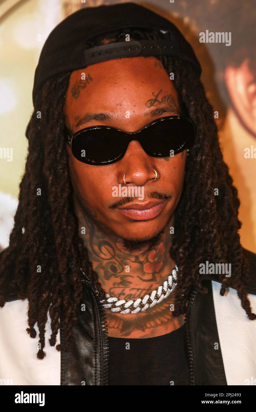 Wiz khalifa spinning gold hires stock photography and images Alamy