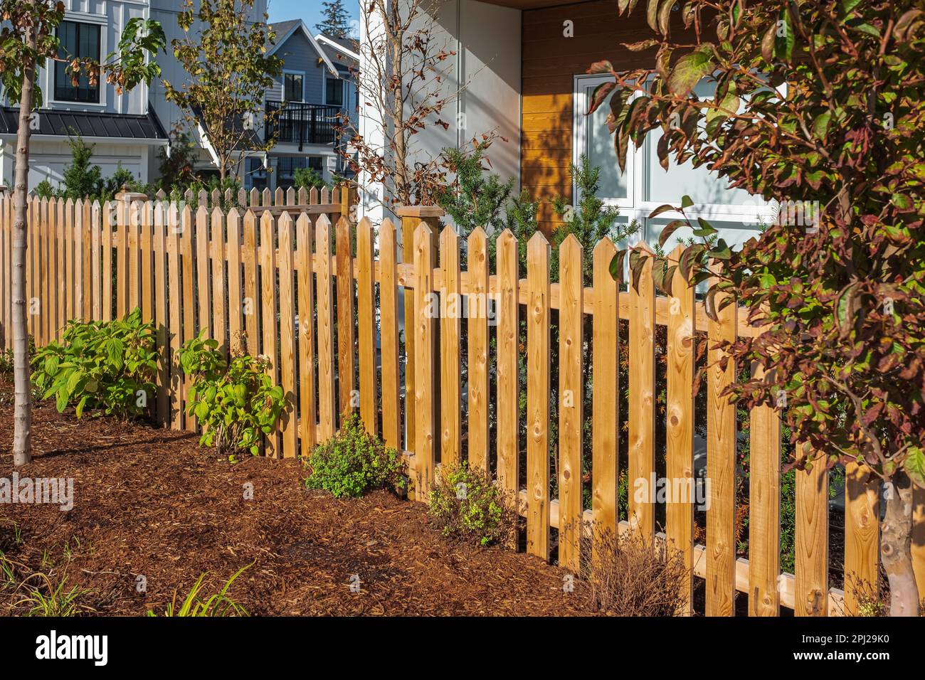 3 Different Fencing Material Options For Your Yard