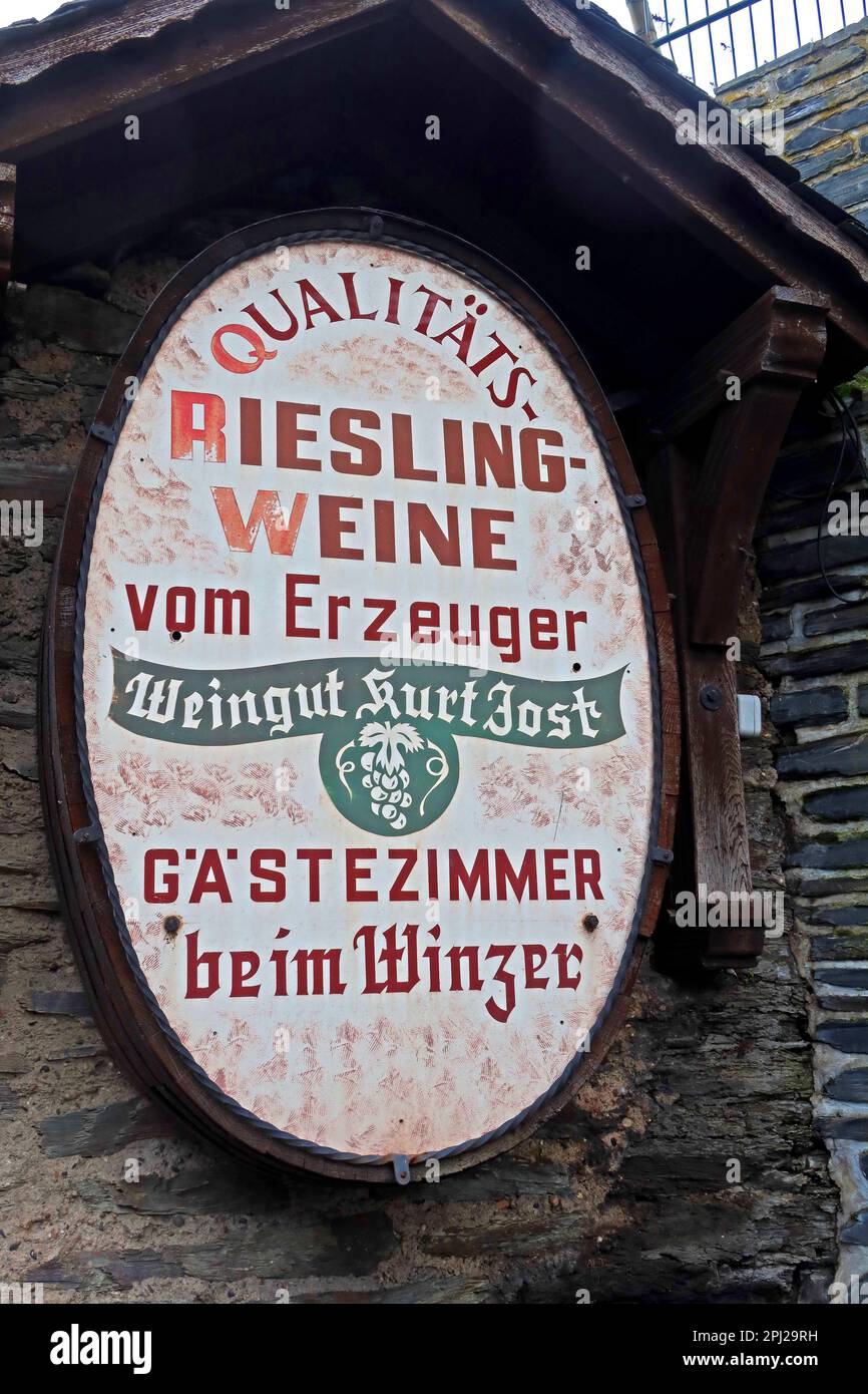 Quality Wine sign - Riesling Weine vom Erzeuger Bacharach (Bacharach am Rhein), ???,  Mainz-Bingen district, Germany Stock Photo