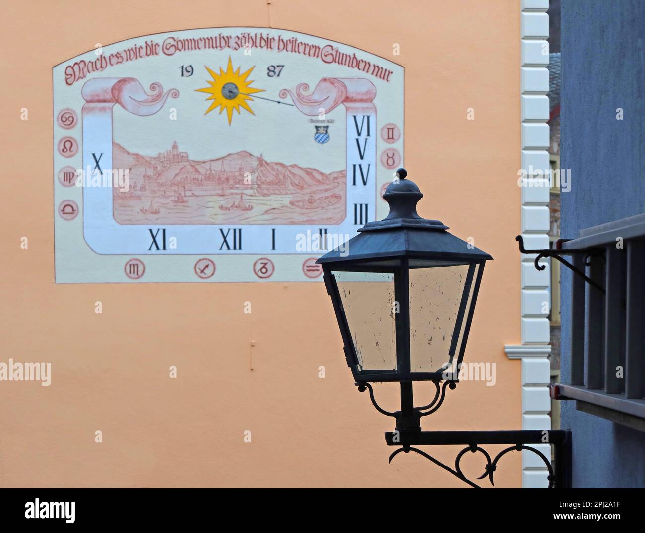 Sundial in Bacharach (Bacharach am Rhein) from 1987,  Mainz-Bingen district, Germany Stock Photo