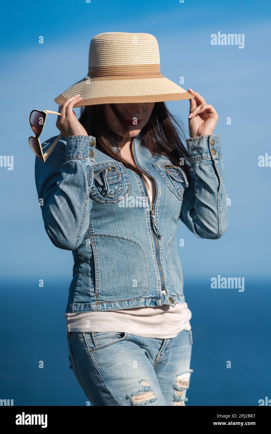 Portrait female tourist posing sea hi-res stock photography and images ...