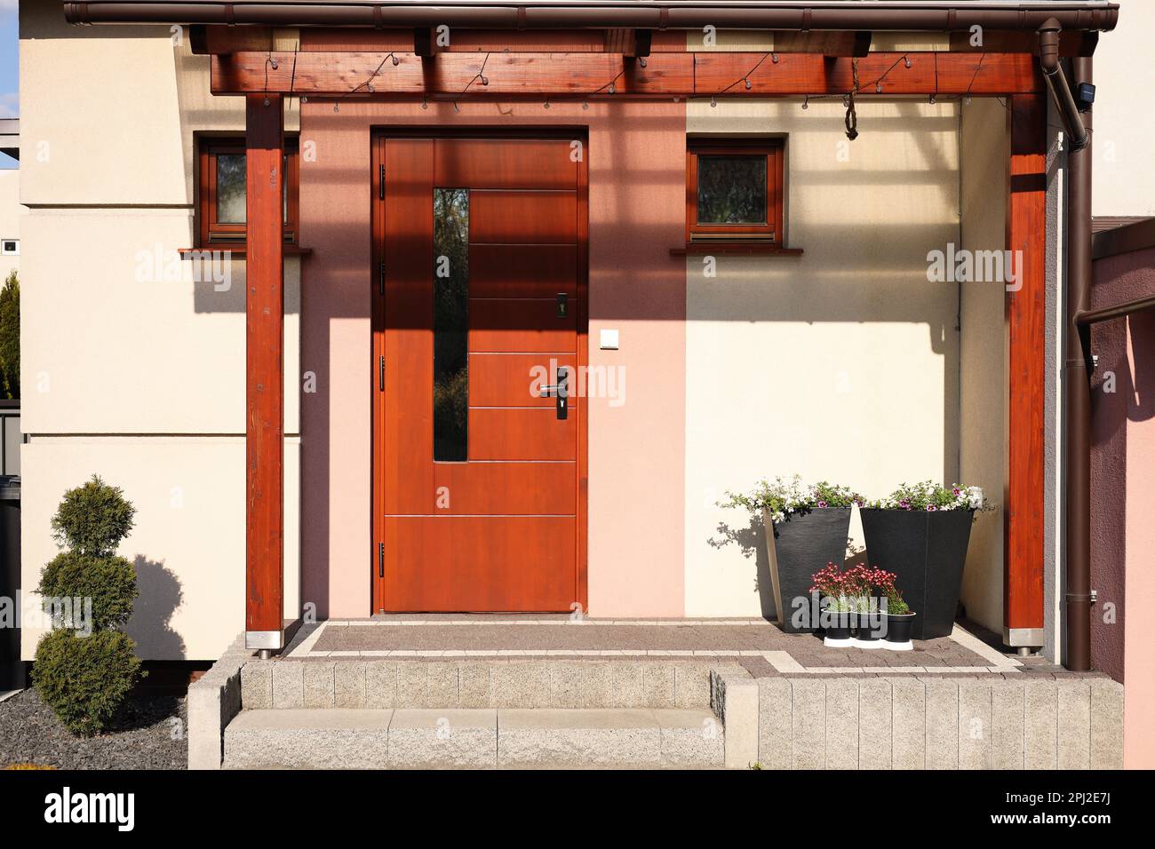Outside exterior design hi-res stock photography and images - Alamy