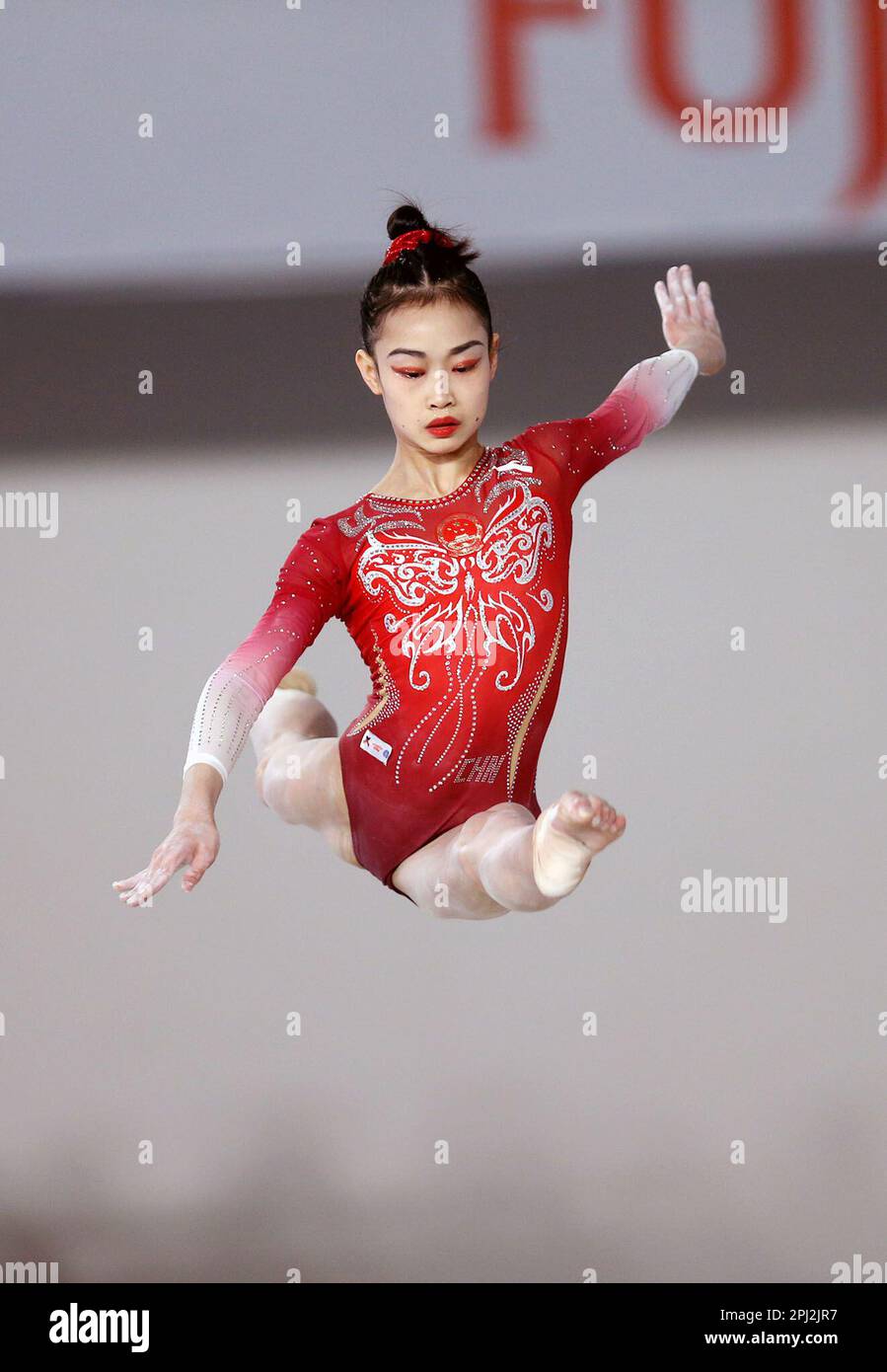 Antalya, T¨¹rkiye. 30th Mar, 2023. Qin Xinyi of China competes in the