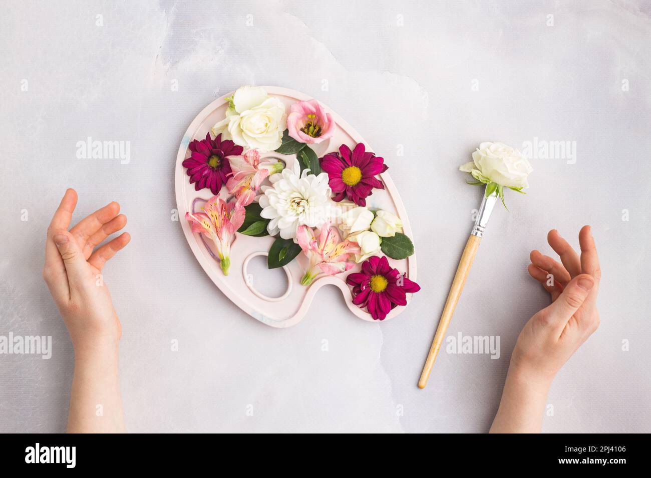 Artist paint brush pot nobody hi-res stock photography and images - Alamy