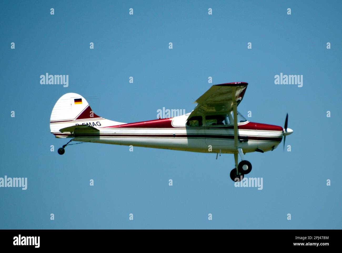 Emag hi-res stock photography and images - Alamy
