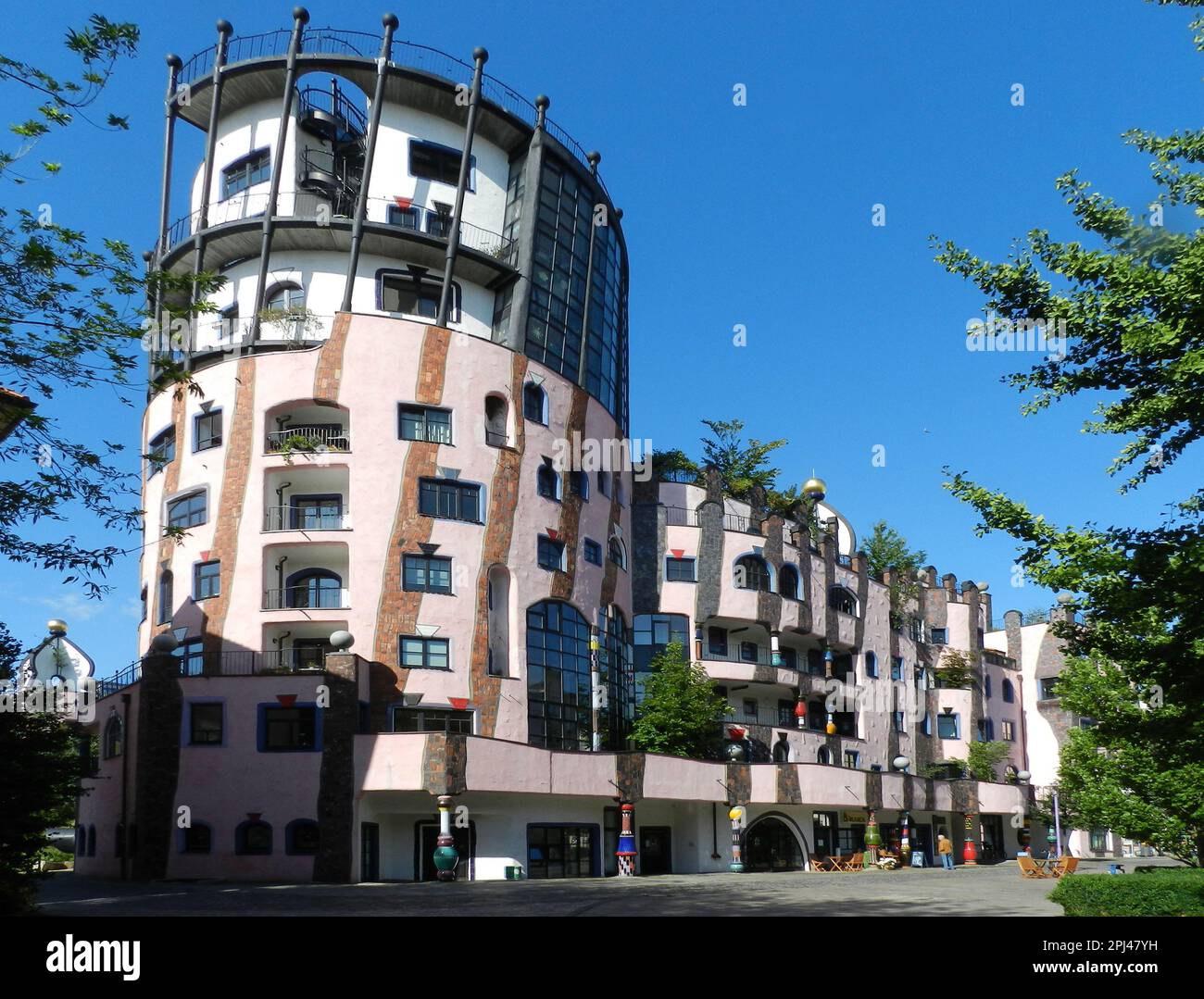 Germany, Saxony-Anhalt, Magdeburg:   the Green Citadel designed by architect Friedensreich Hundertwasser and completed in 2005. Stock Photo