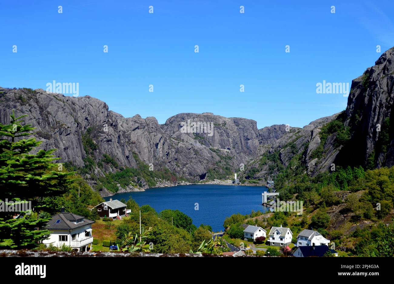 norway-vest-agder-magma-geopark-granite-rocks-provide-dramatic