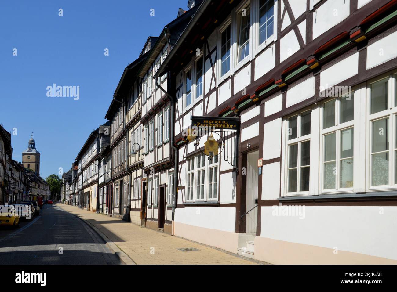 Germany, Lower Saxony, Goslar:   a row of timber frame houses on Breite Strasse, with the Hotel zum Breiten Tor in the foreground Stock Photo