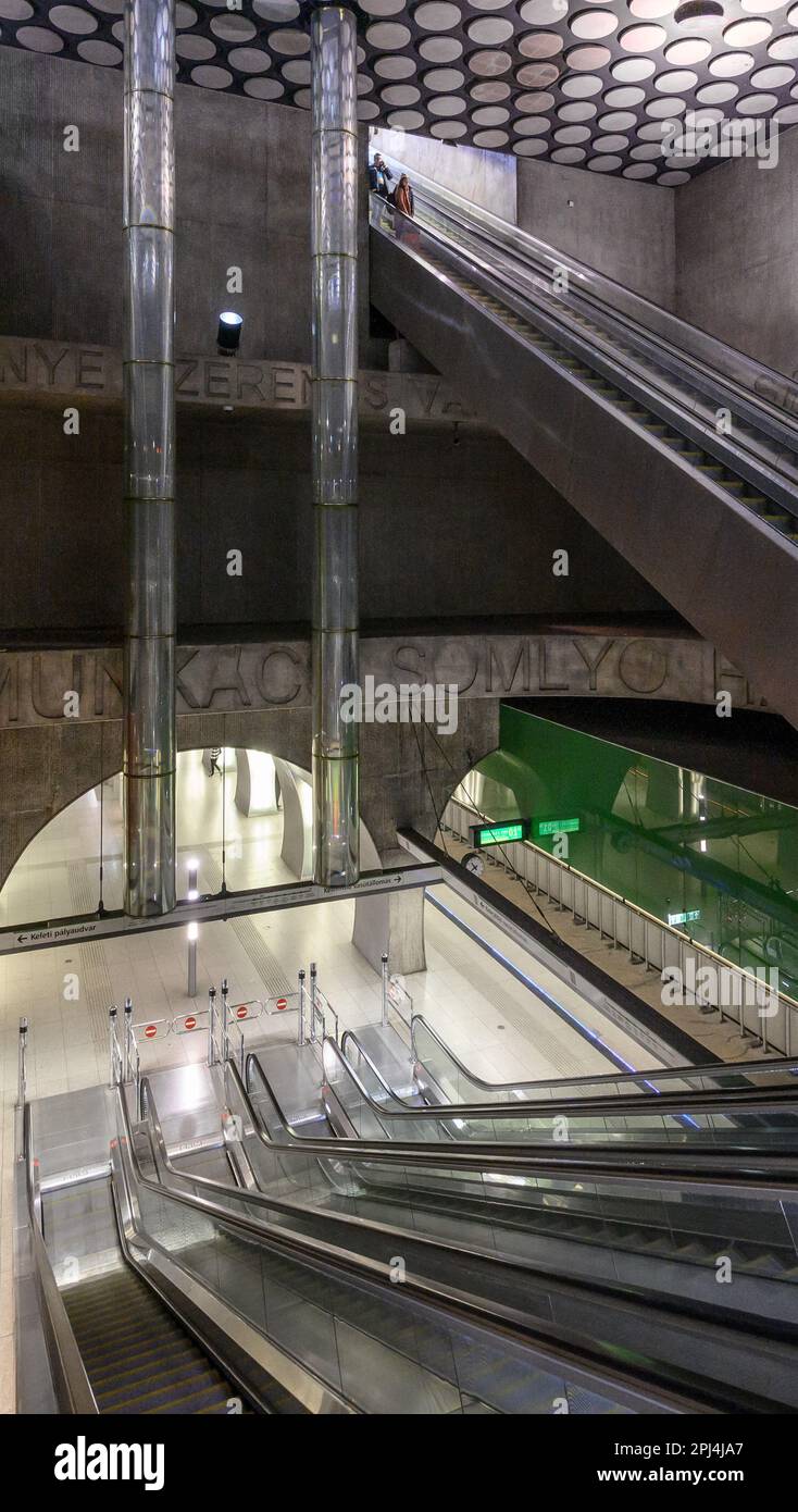 Ұйқыдағы лесбияндарды қараңыз Әйелдердің жыныстық күресі туралы бейнелер