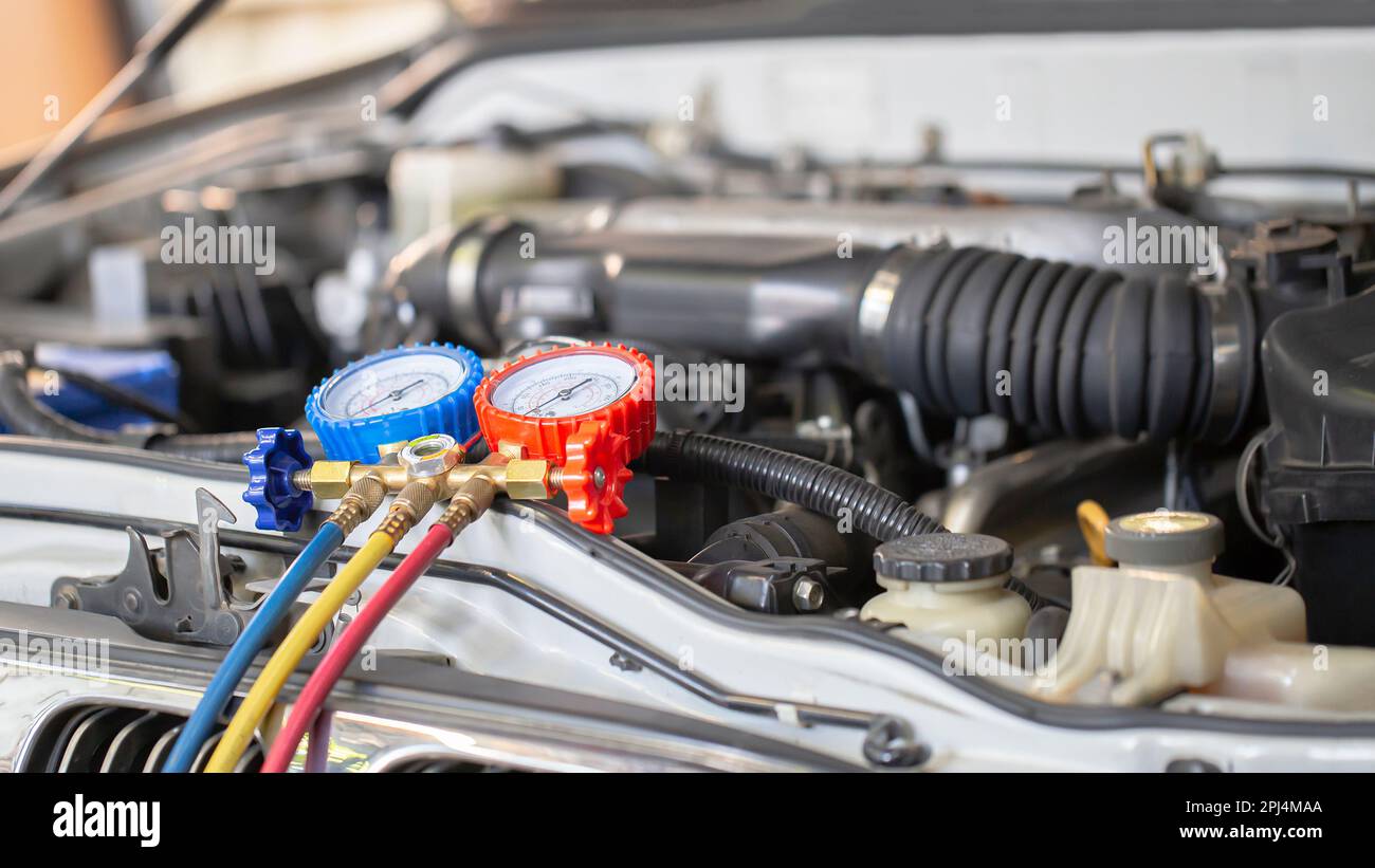 Car air conditioner check service, leak detection, fill refrigerant