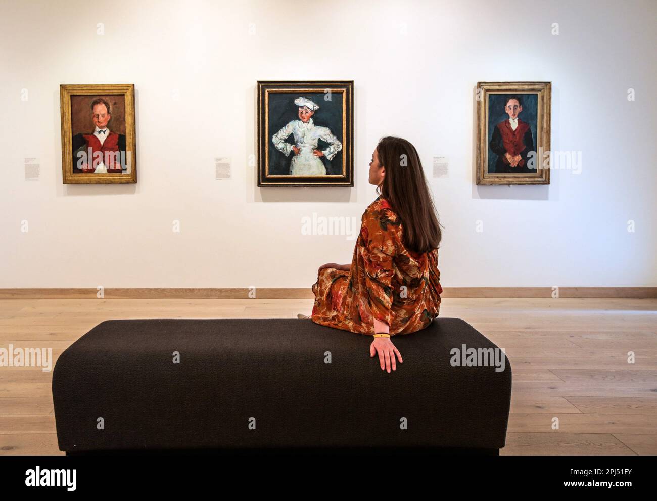 Hastings, East Sussex, UK. 31st Mar, 2023. (L) Le valet de chambre