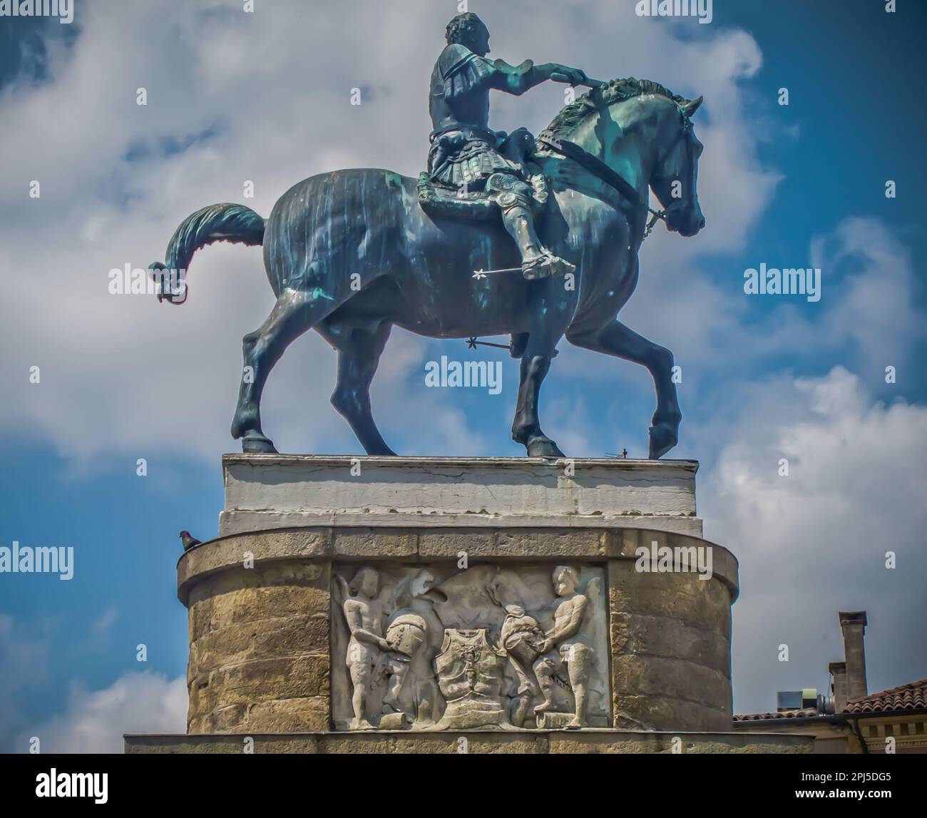 Bronze equestrian statue of Gattamelata by Donatello, 1453. Piazza del