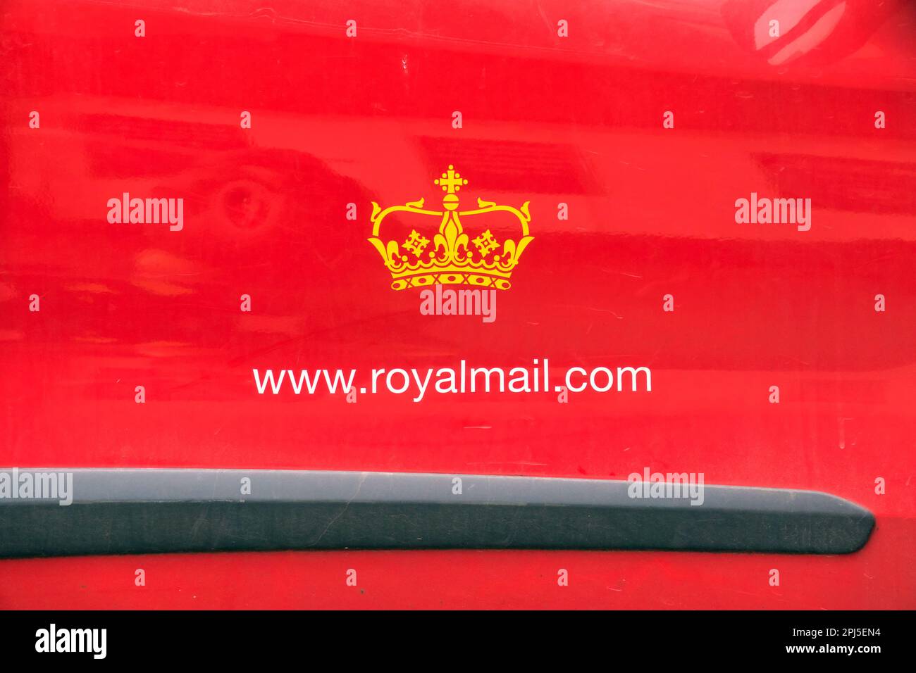royal mail logo on van www.Royalmail.com Stock Photo