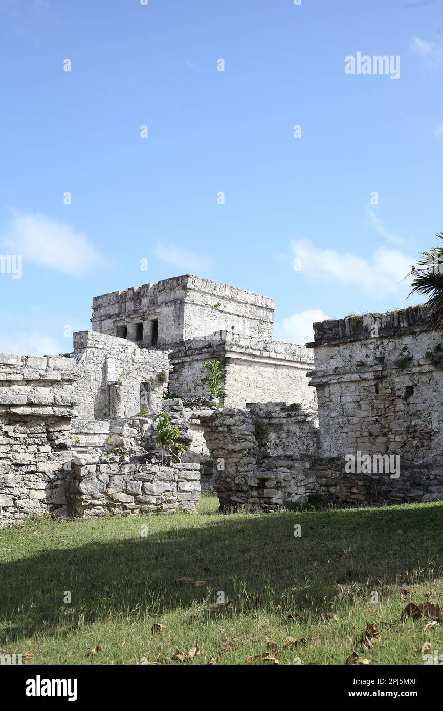 El Castillo (castle) presumed to be a temple but was in fact operating as a lighthouse, Tulum, Mexico Stock Photo