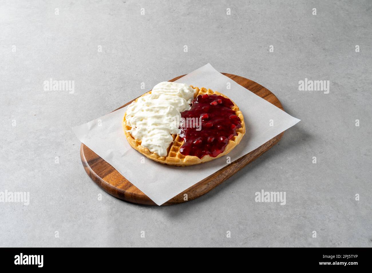 korean style food cafe Strawberry Waffle Stock Photo Alamy