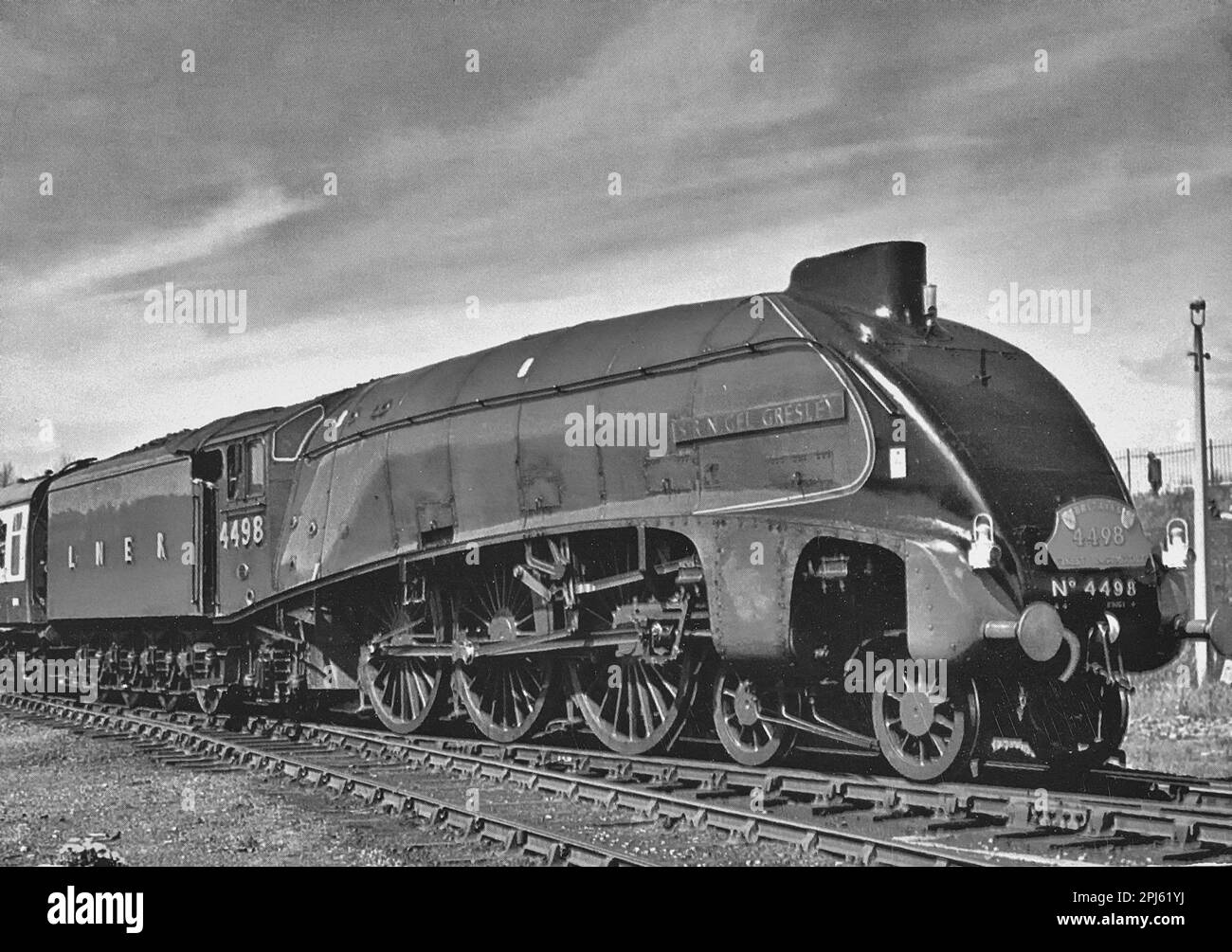 London North Eastern Railways Class A4 streamlined Pacific steam train introduced in 1935 by Sir Nigel Gresley as shown here. The sister train Mallard held the record for the fastest steam train travelling at 126mph Stock Photo