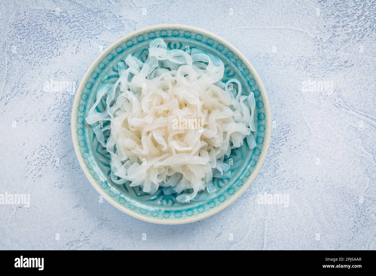 Shirataki noodles - gelatinous traditional Japanese noodles made from the konjac yam, carbohydrate and gluten free alternative Stock Photo