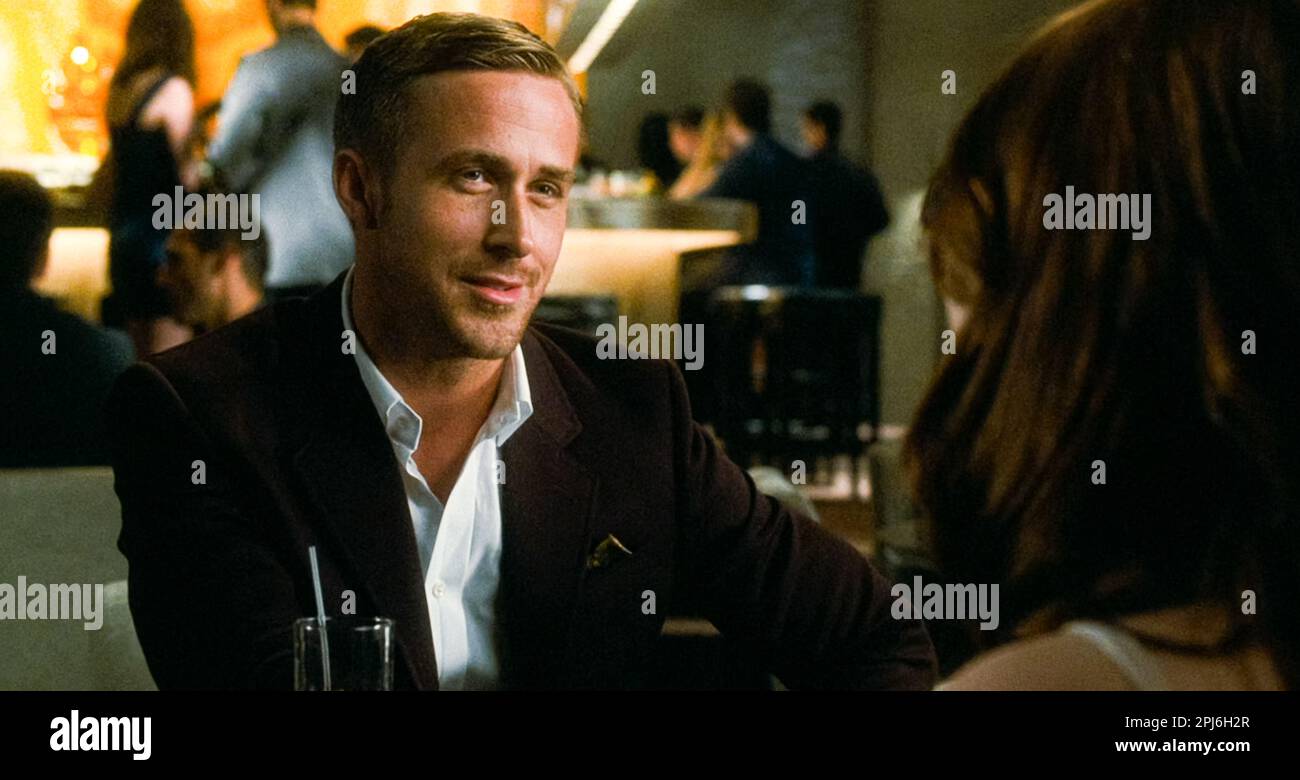 USA. Emma Stone and Ryan Gosling in a scene from the (C)Warner Bros movie:  Crazy, Stupid, Love (2011). Plot: A middle-aged husband's life changes  dramatically when his wife asks him for a, image size:1300x780
