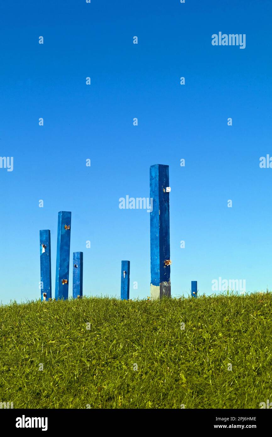 Six fence posts hi-res stock photography and images - Alamy