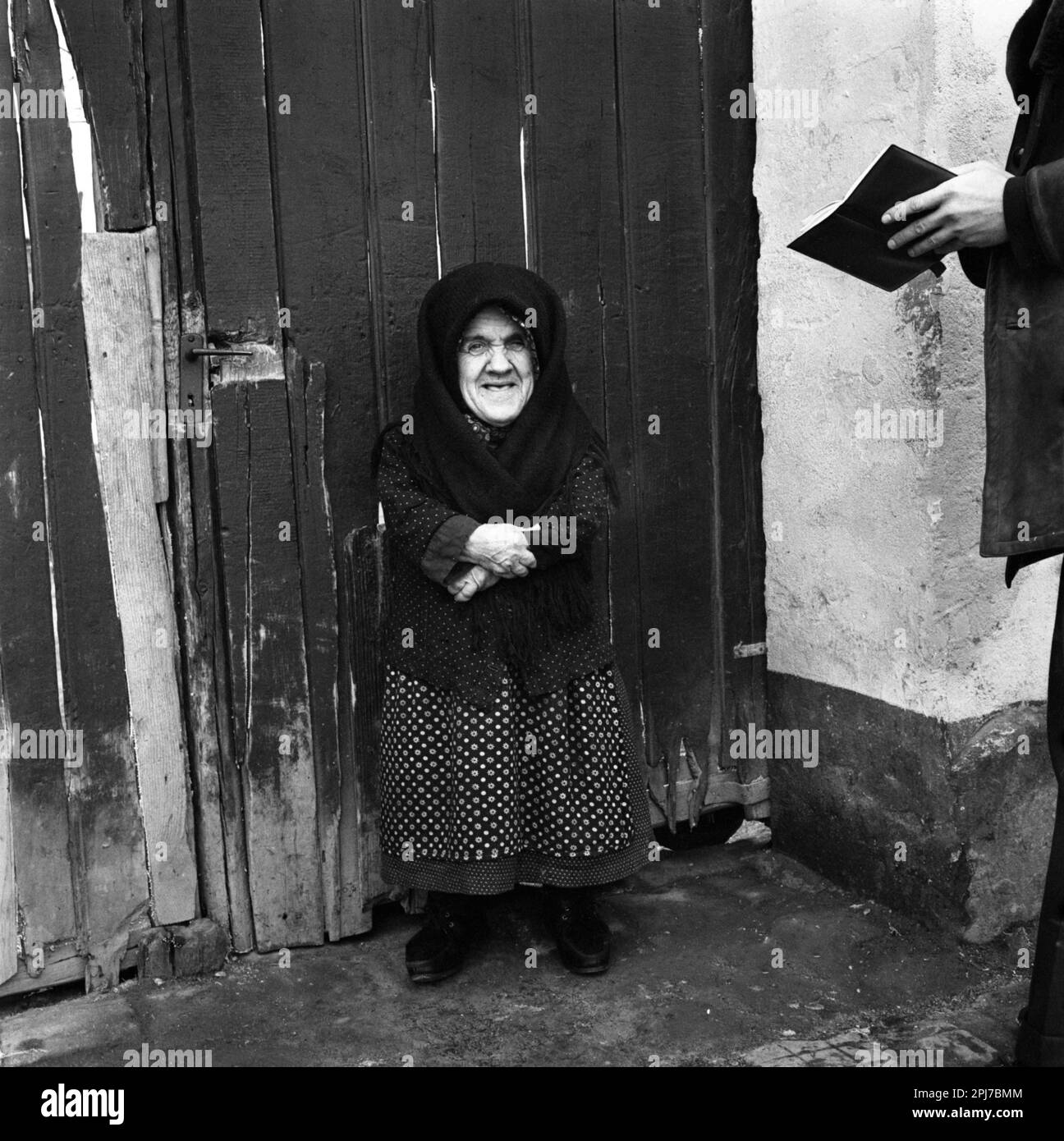 Elderly woman with dwarfism in Sibiu County, Romania, approx. 1976 Stock Photo