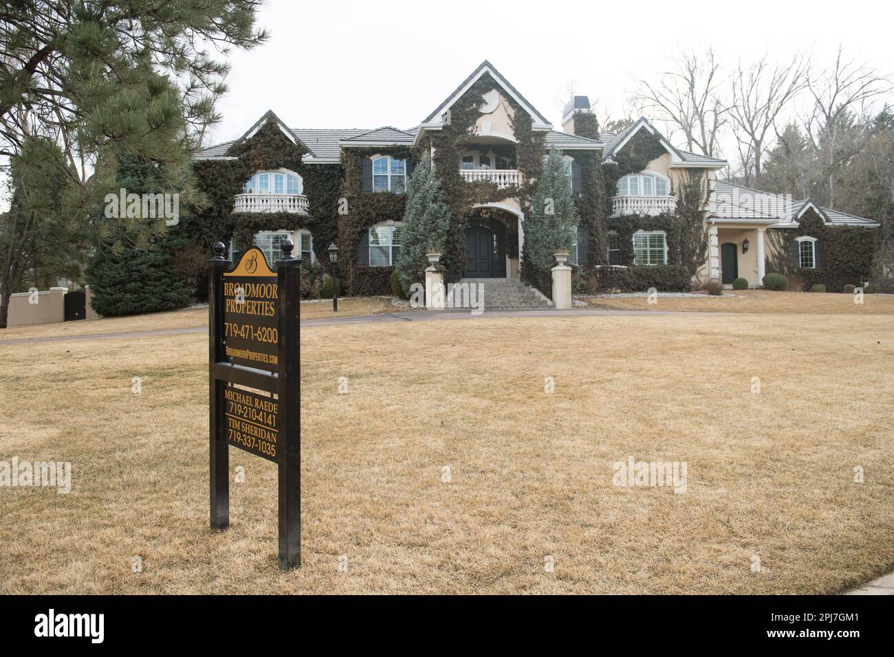 Large exclusive single family home for sale for 3.3 million near